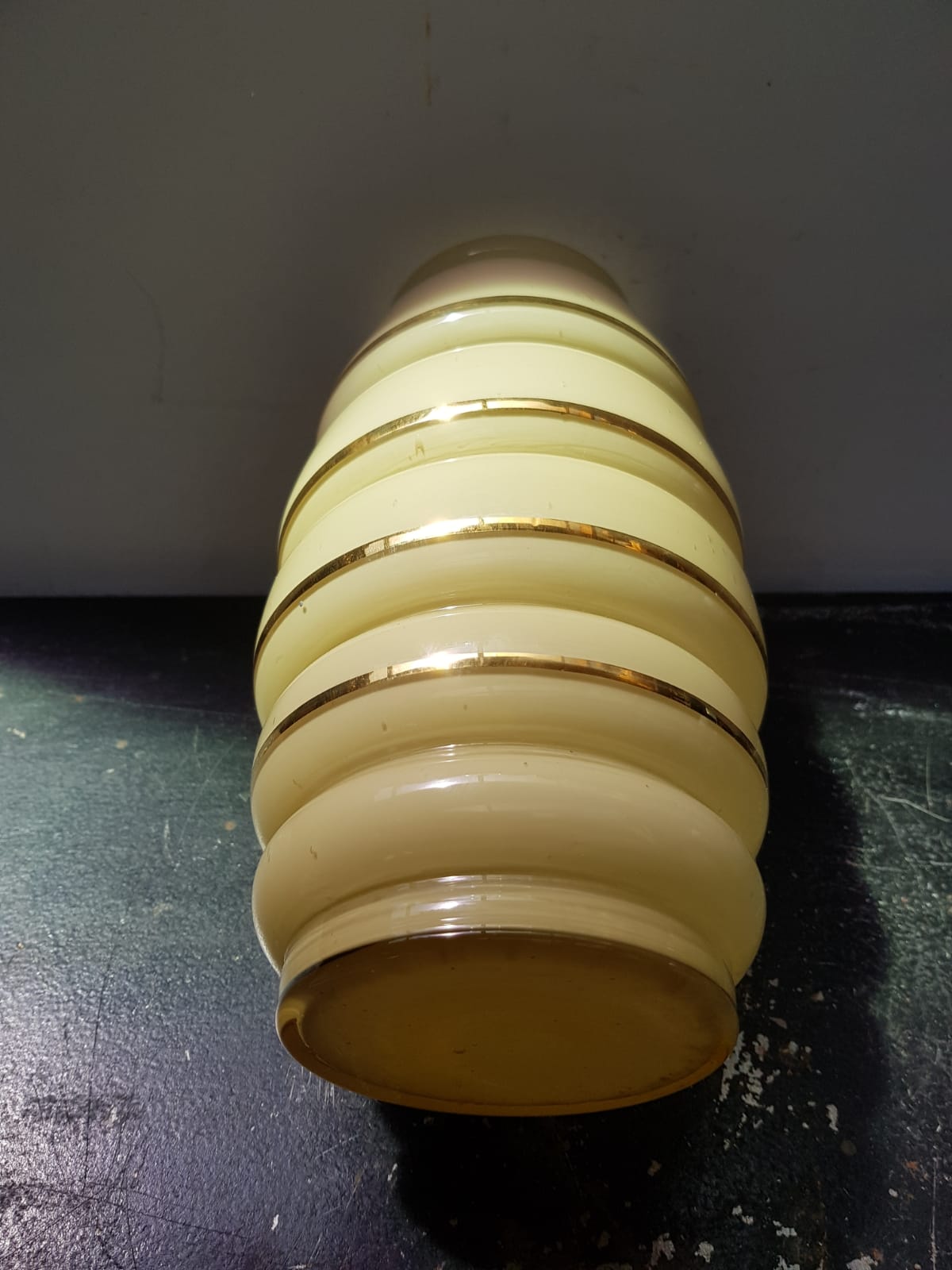 Vase style art deco opaline yellow + gilding vintage