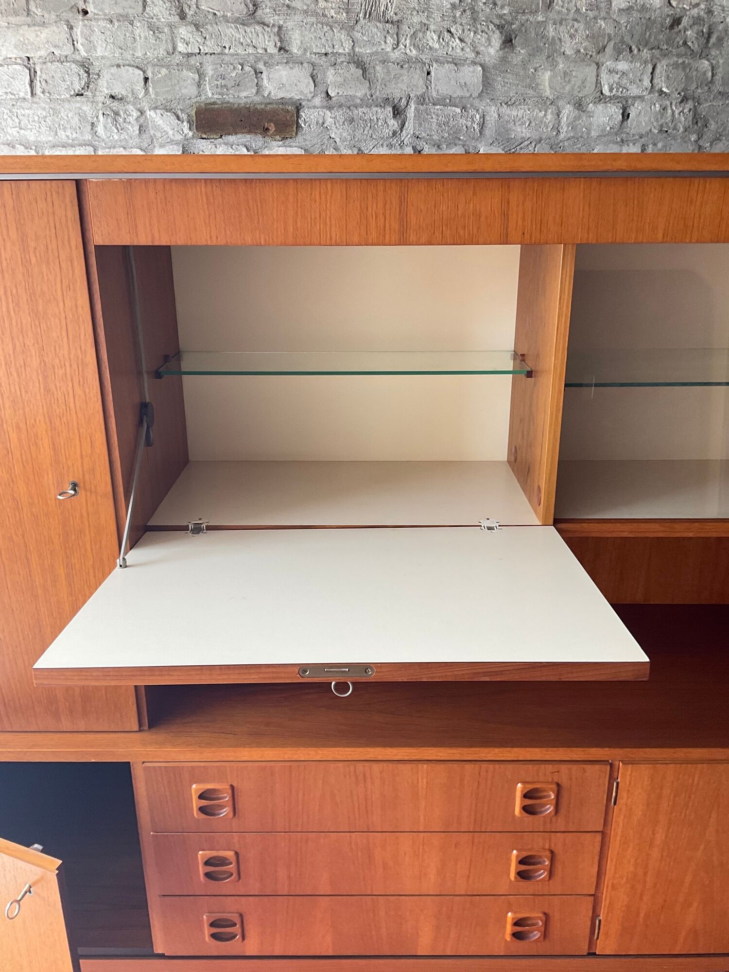 Buffet Enfilade Scandinavian bright bar from the 60s