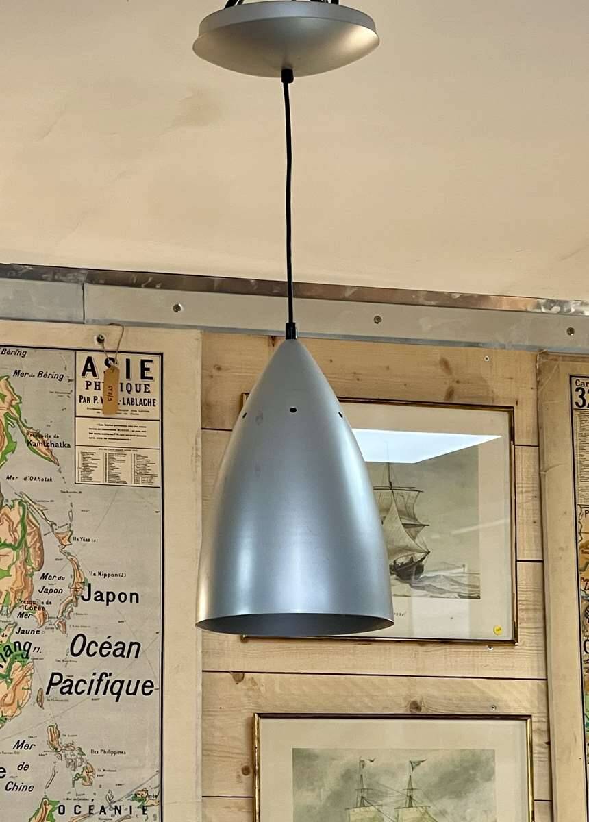 Industrial lamp from the 2000s from the thorn brand
