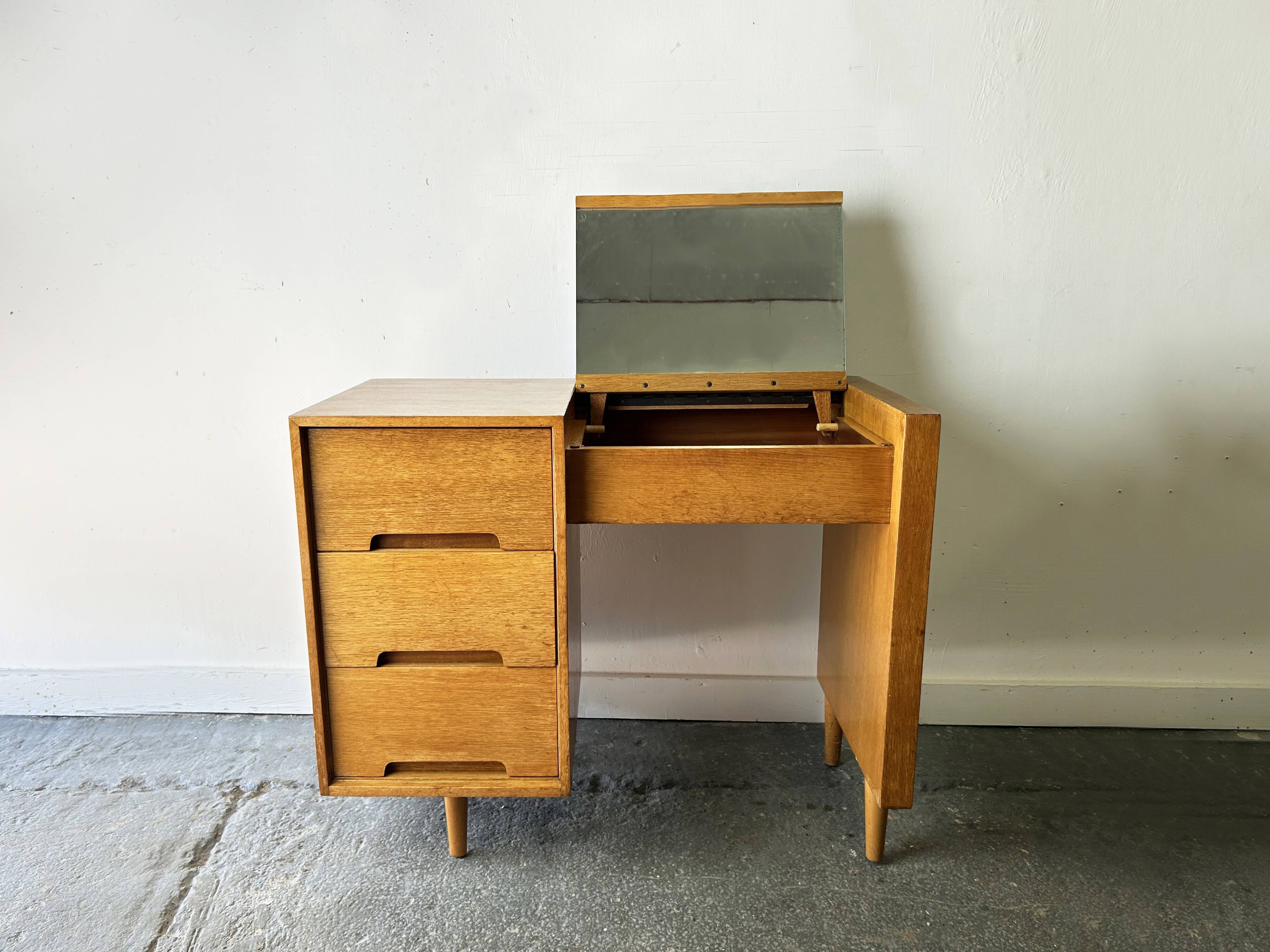 Rare Mid-Century Dressing Table or desk by John & Sylvia Reid for Stag 1950