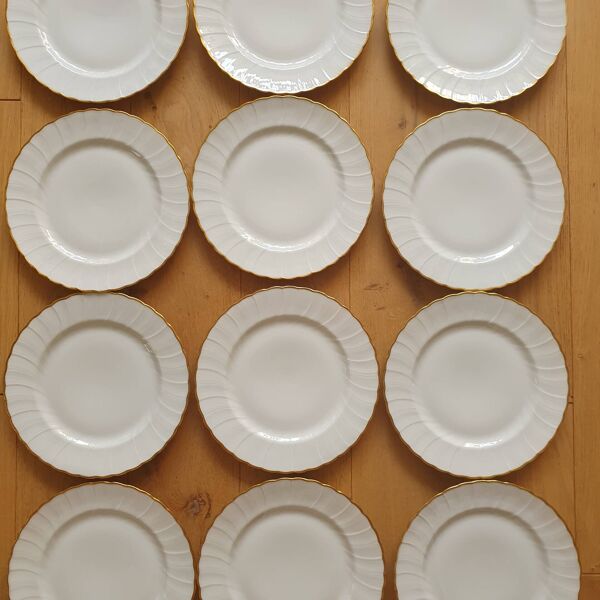 12 assiettes en porcelaine de Limoges Bernardaud Verlaine