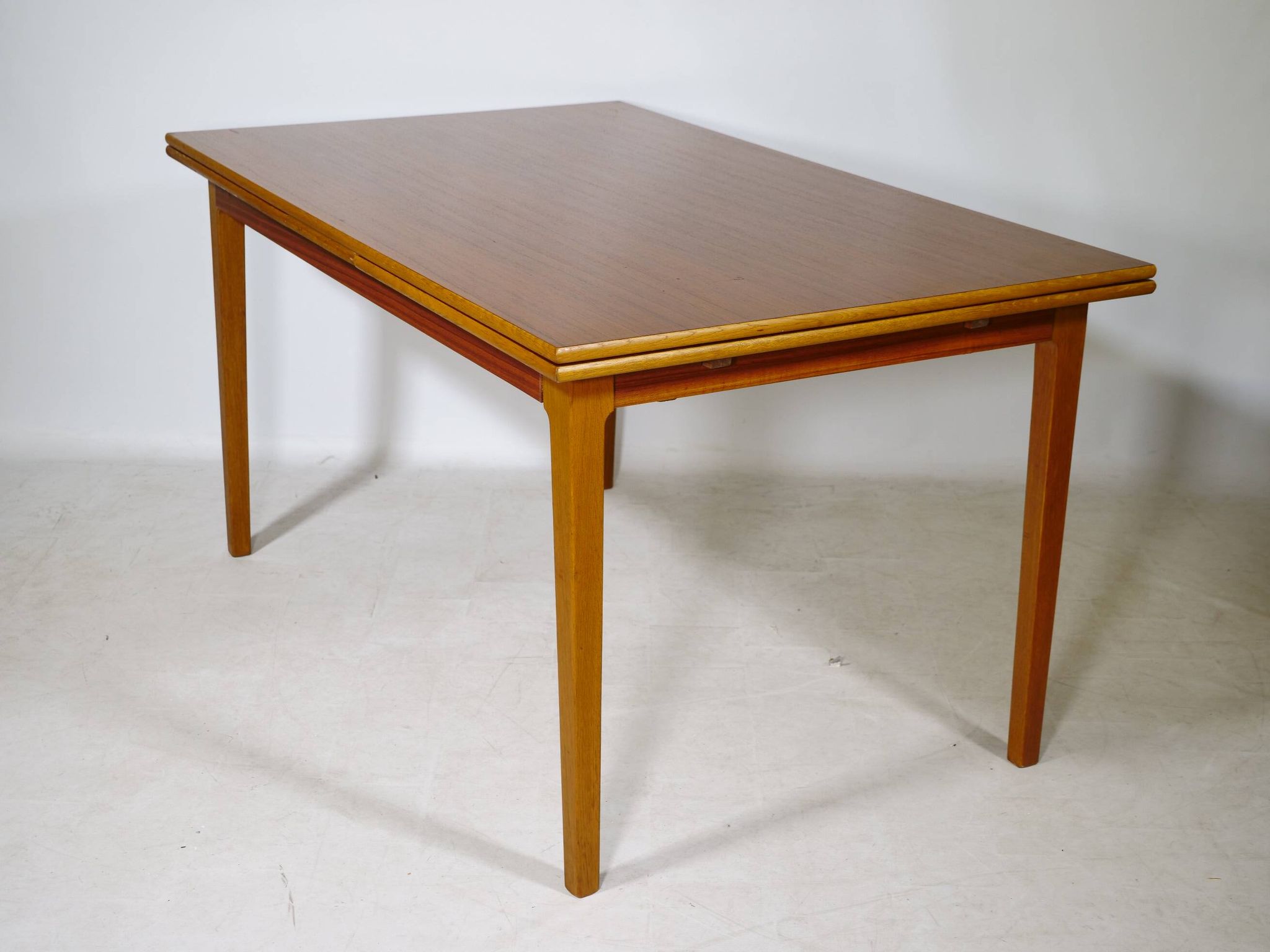 Extending Danish Mid-Century Teak Dining Table, 1960s