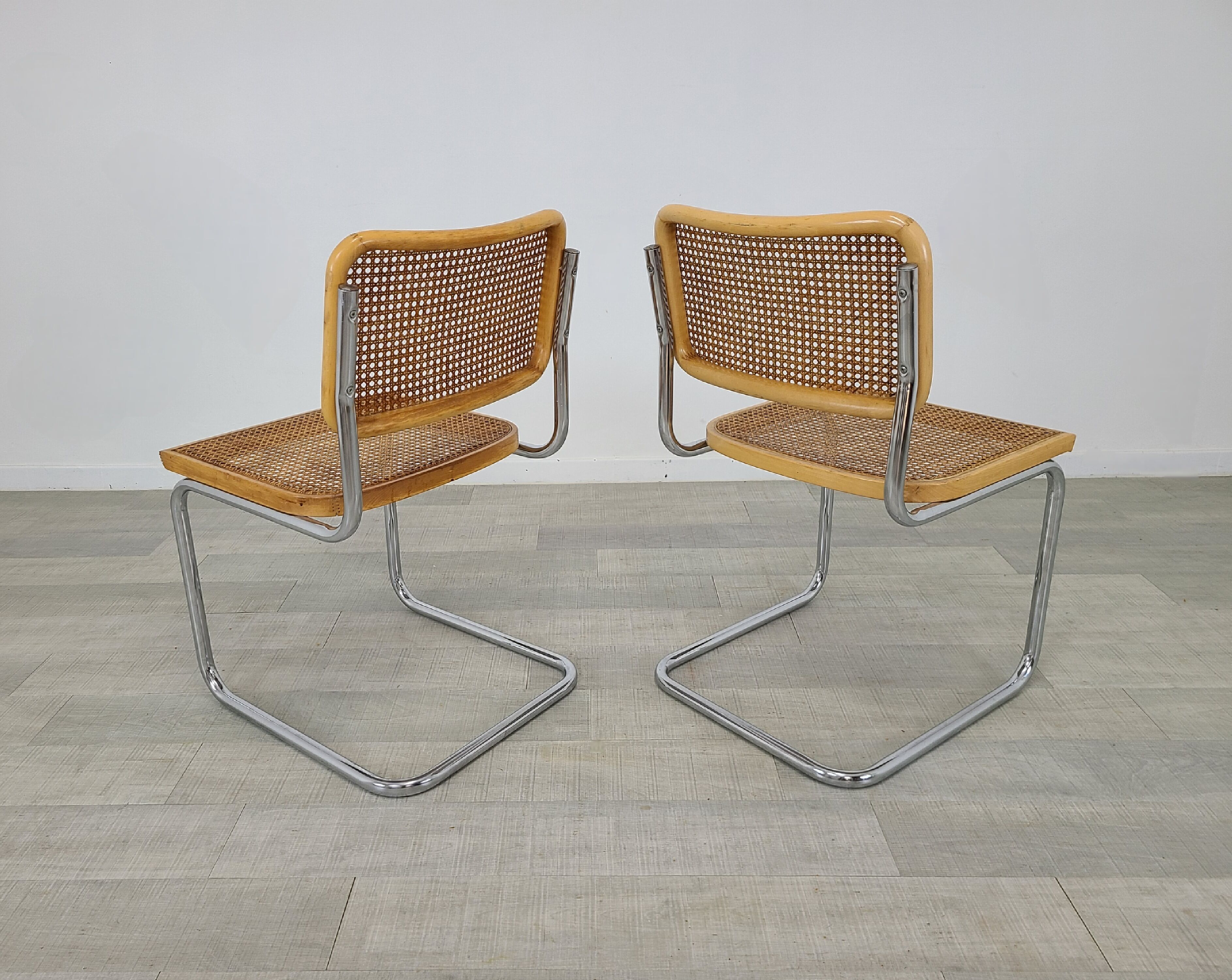Chaises Cesca B32 design Marcel Breuer vintage