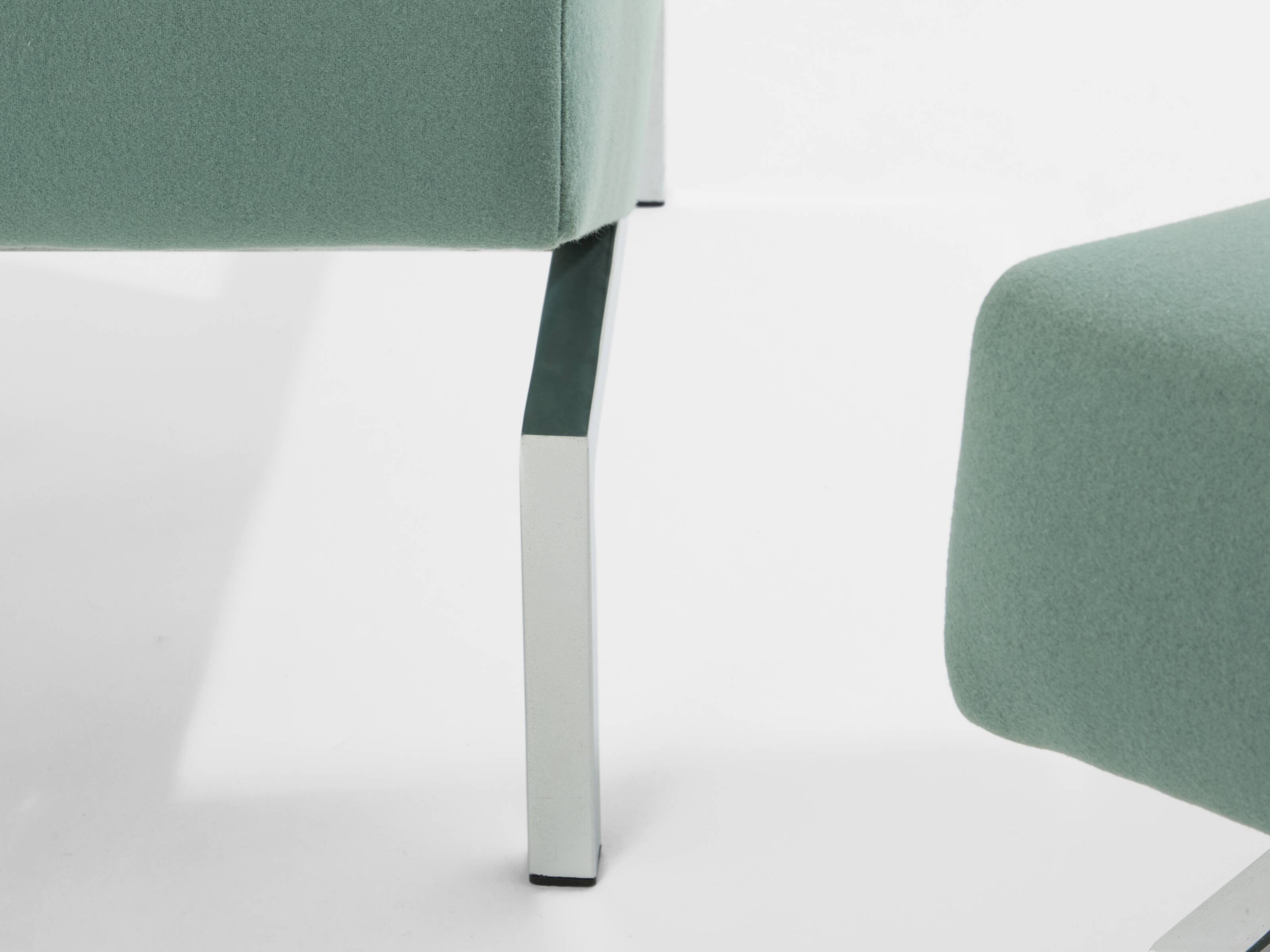 Pierre Paulin pair of CM236 satin chrome armchairs from 1960.