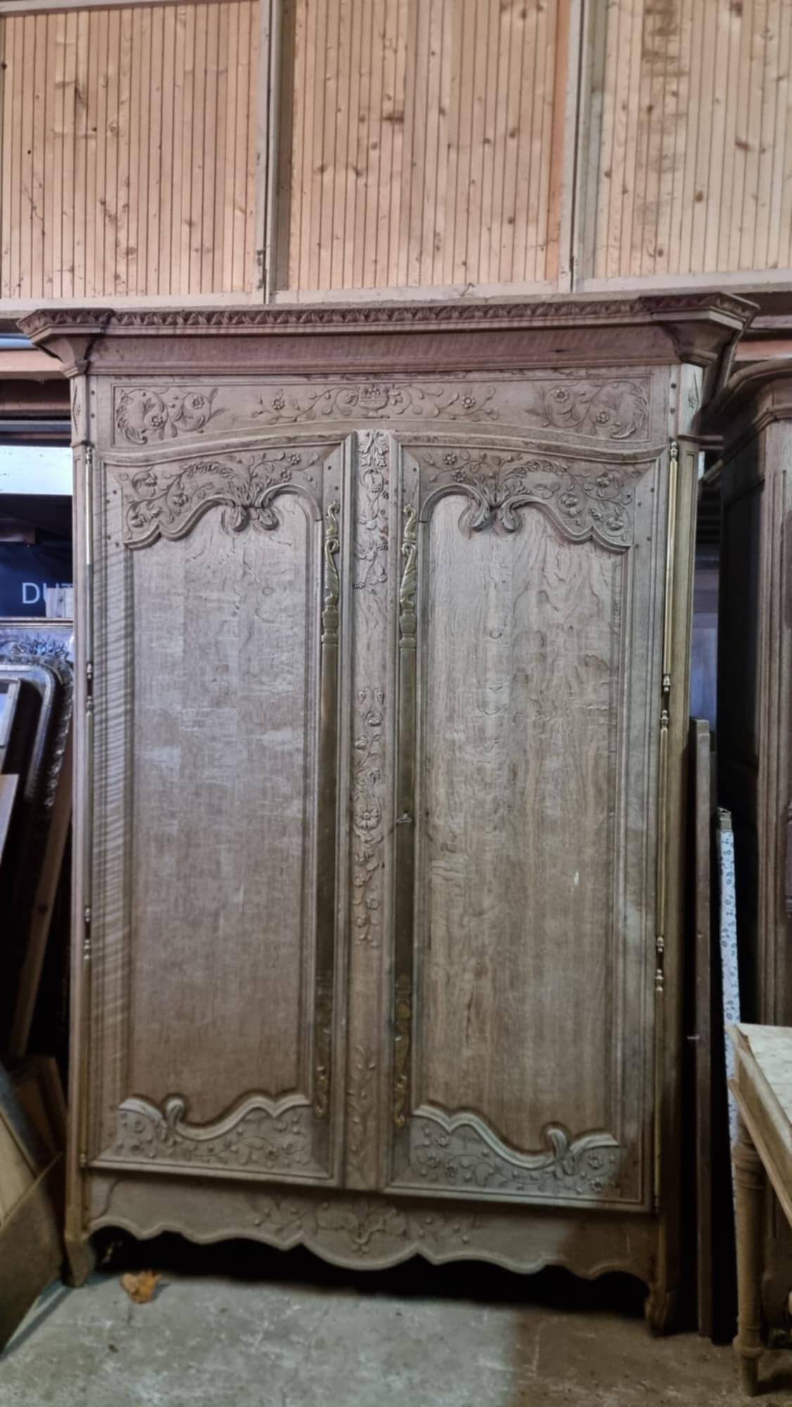 Armoire normande aerogommee