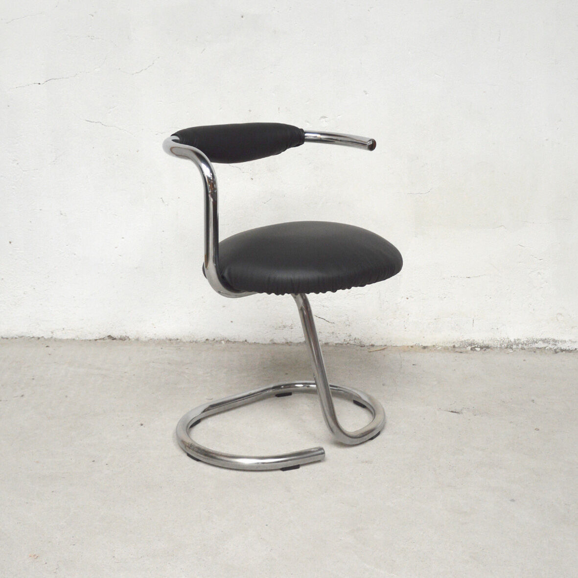 4 chaises Cobra par Giotto Stoppino, 1960