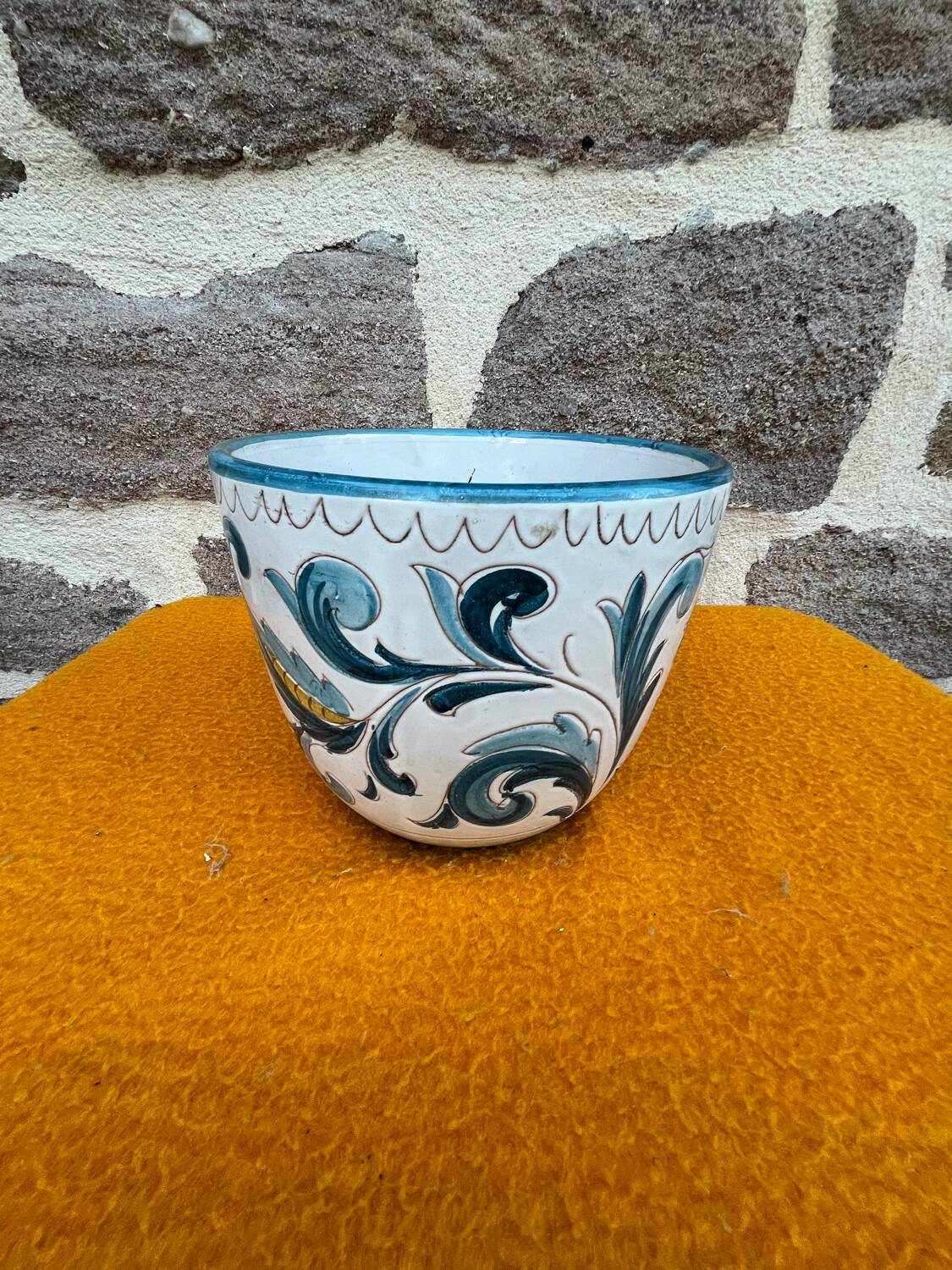 Slip pot cover