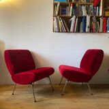 Paire de fauteuils chauffeuses Kiss Pelfran