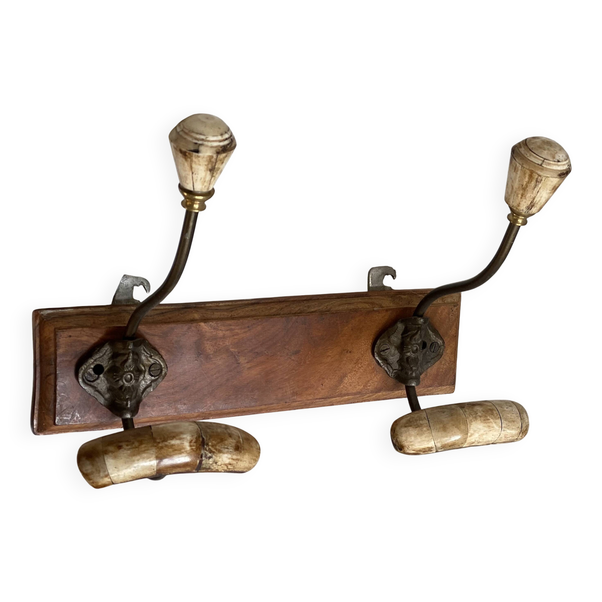 19th-century wall coat rack with 2 metal and horn hooks.