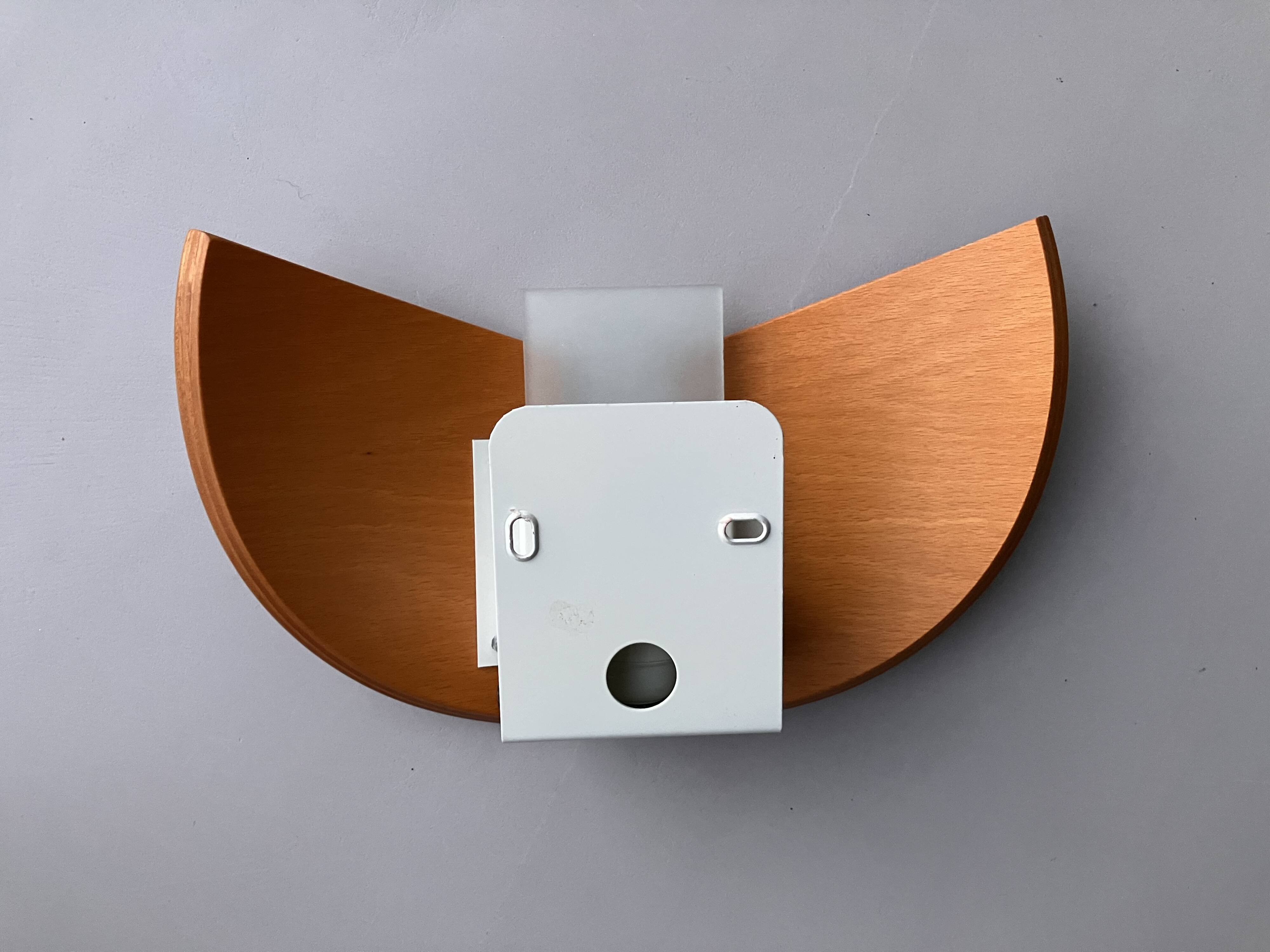 Wall light in thermoformed wood and cicada glass by Lucid design, 1980s