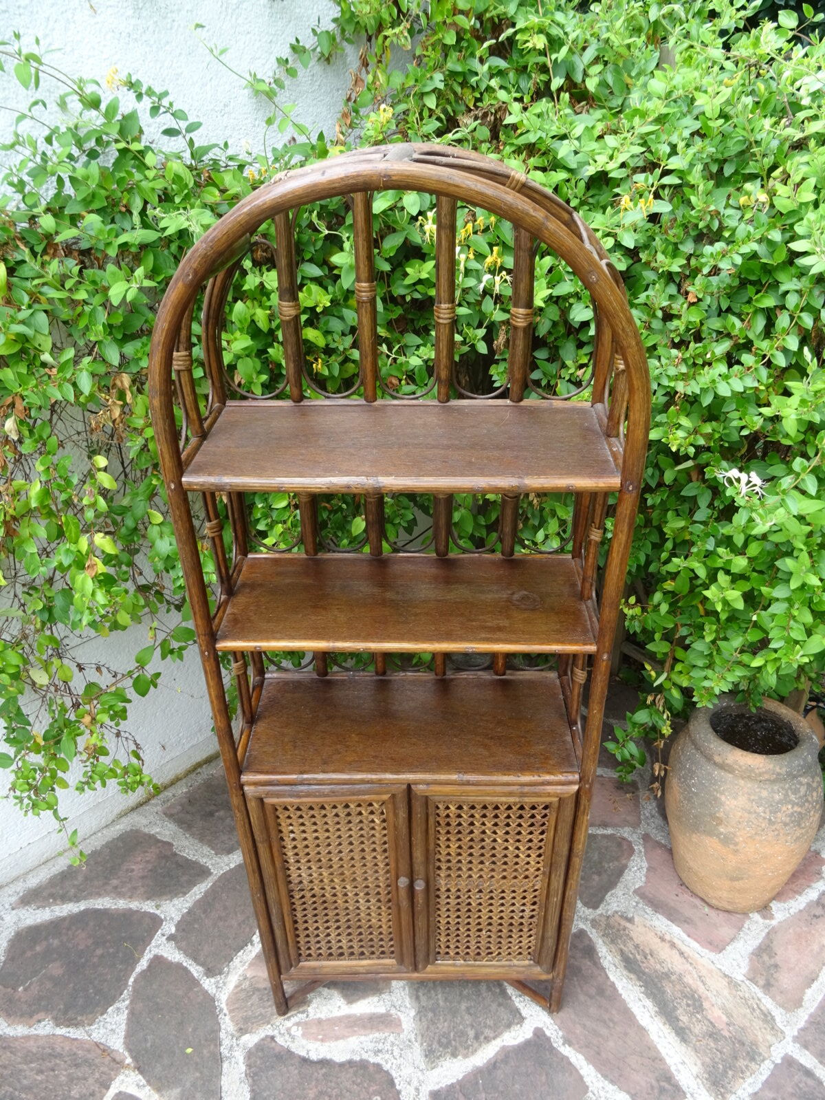 Rattan canning shelf