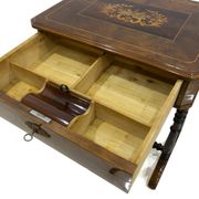 Table d'appoint, France, vers 1820