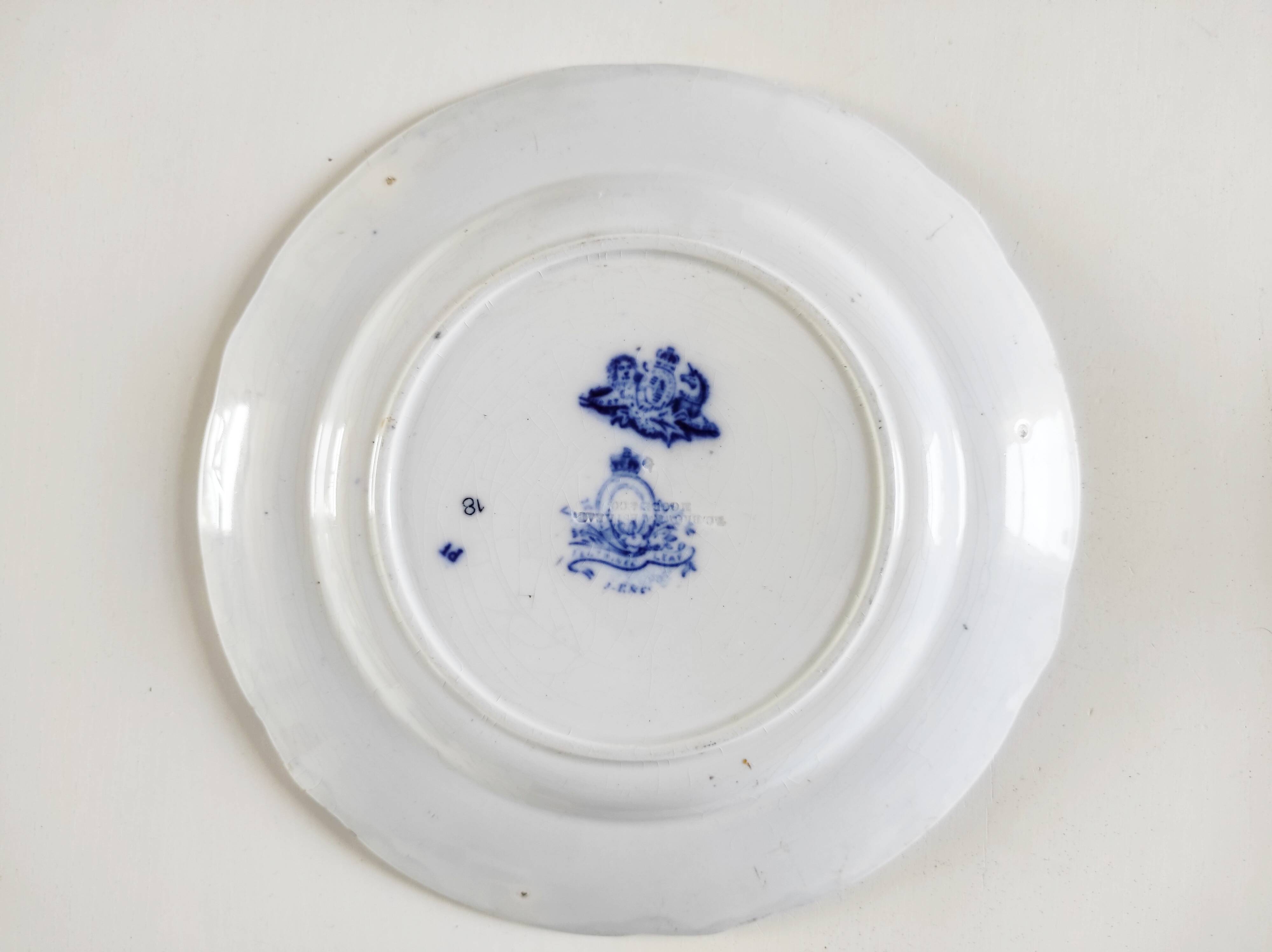 Pair of English earthenware plates, leaf pattern.