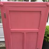 Parisian wardrobe bonnetière