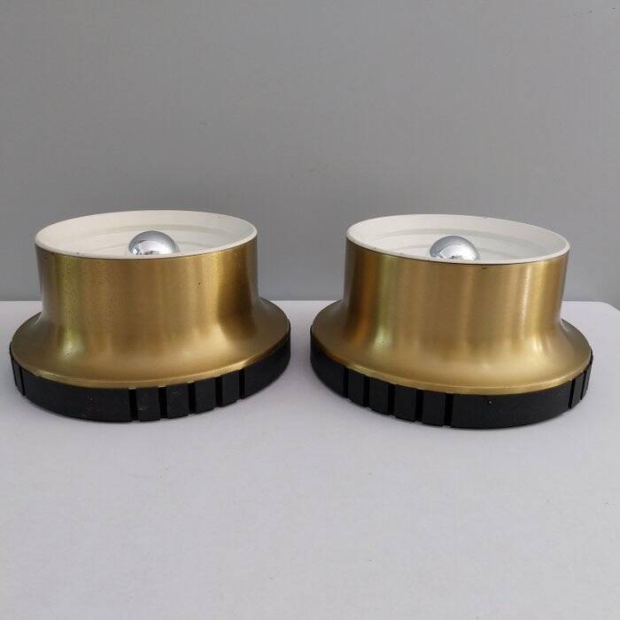 Pair of Italian wall lights from the 70s