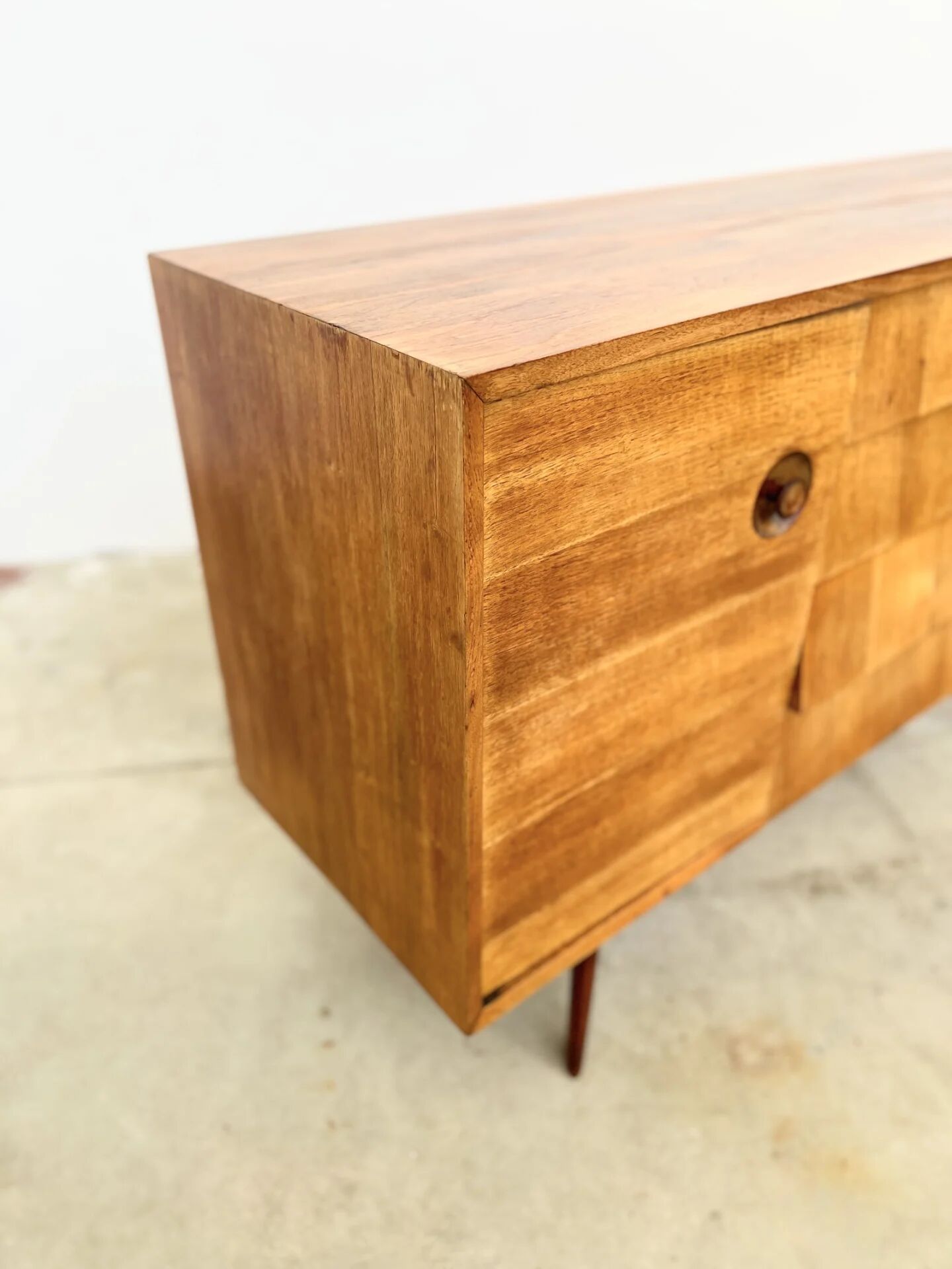 Mid-century teak sideboard, 2 doors 4 drawers — brutalist spirit