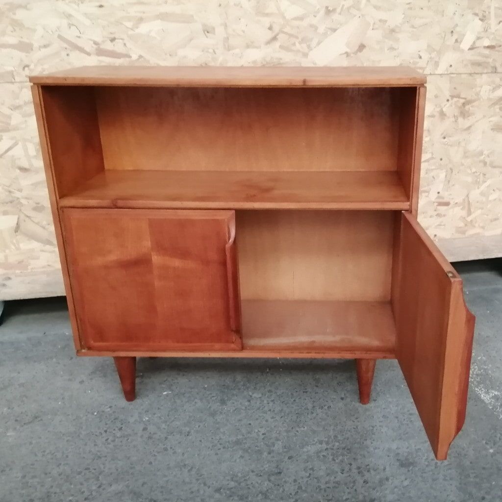Buffet à portes
