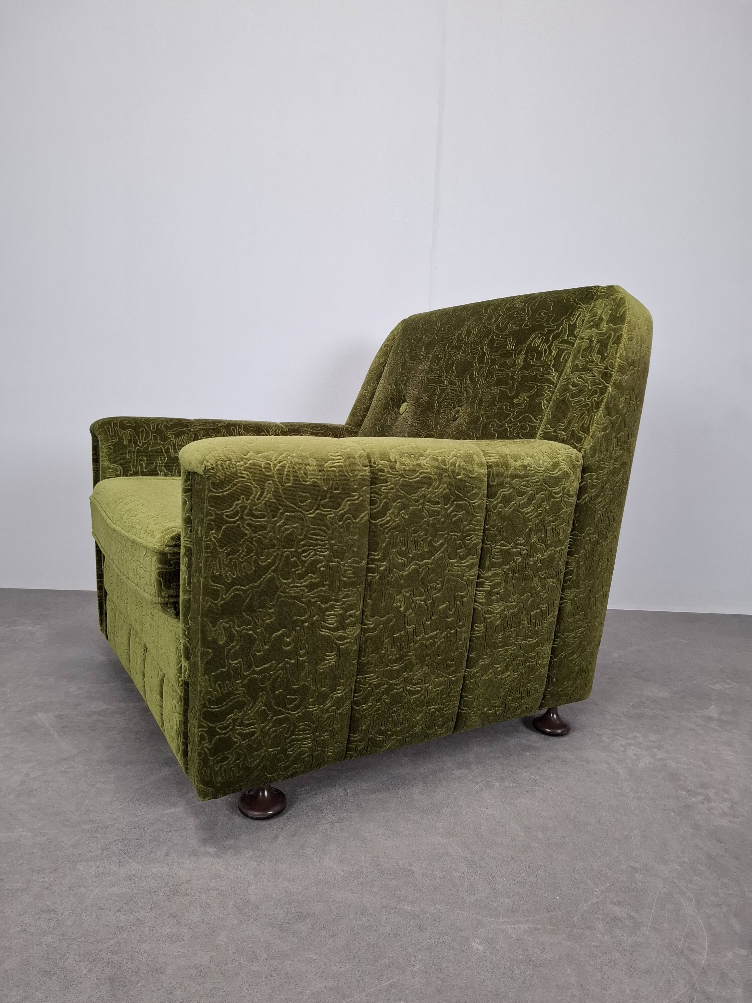 Mid-Century Czechoslovak Green Plush Armchair, 1970s