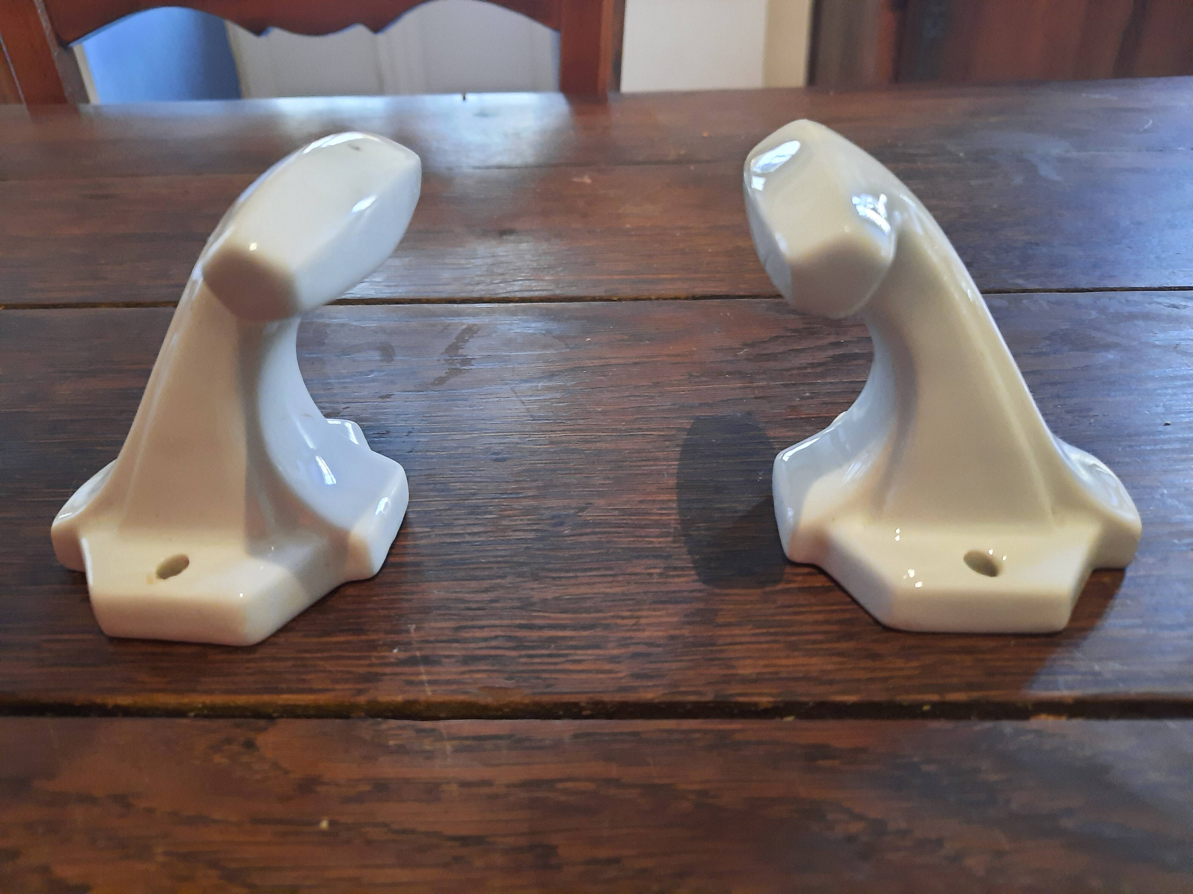 Pair of porcelain paters