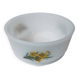Arcopal salad bowl with daffodil or narcissus pattern - D 21.5 cm H 9 cm