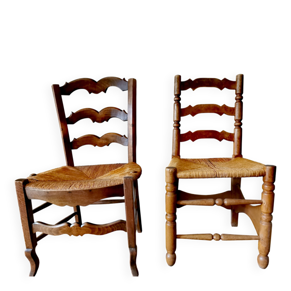Lot de 2 belles chaises paillées