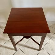 Table d'appoint carré en acajou 1970