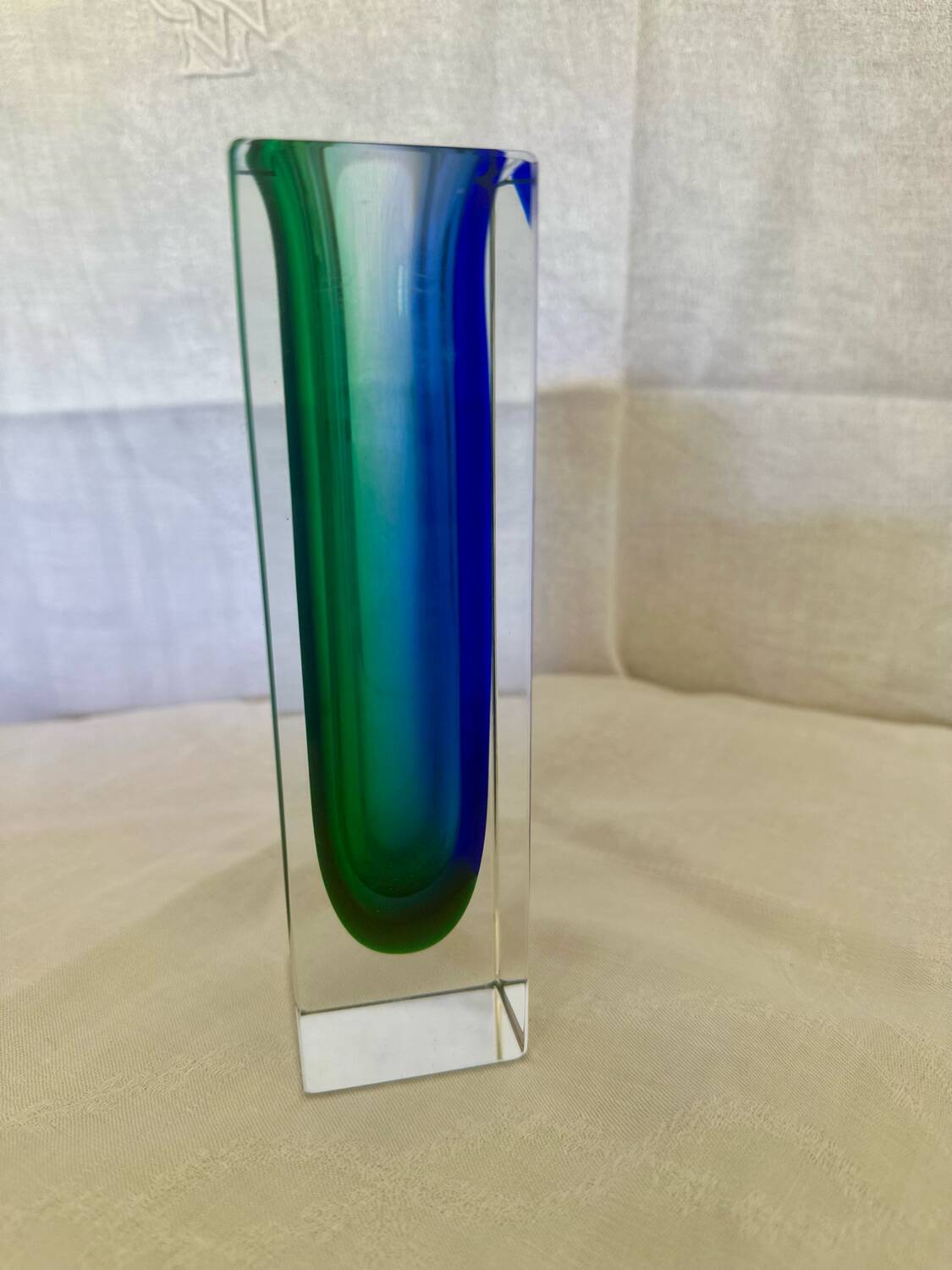 Small Geometric Sommerso Vase by Flavio Poli Edited by Mandruzatto