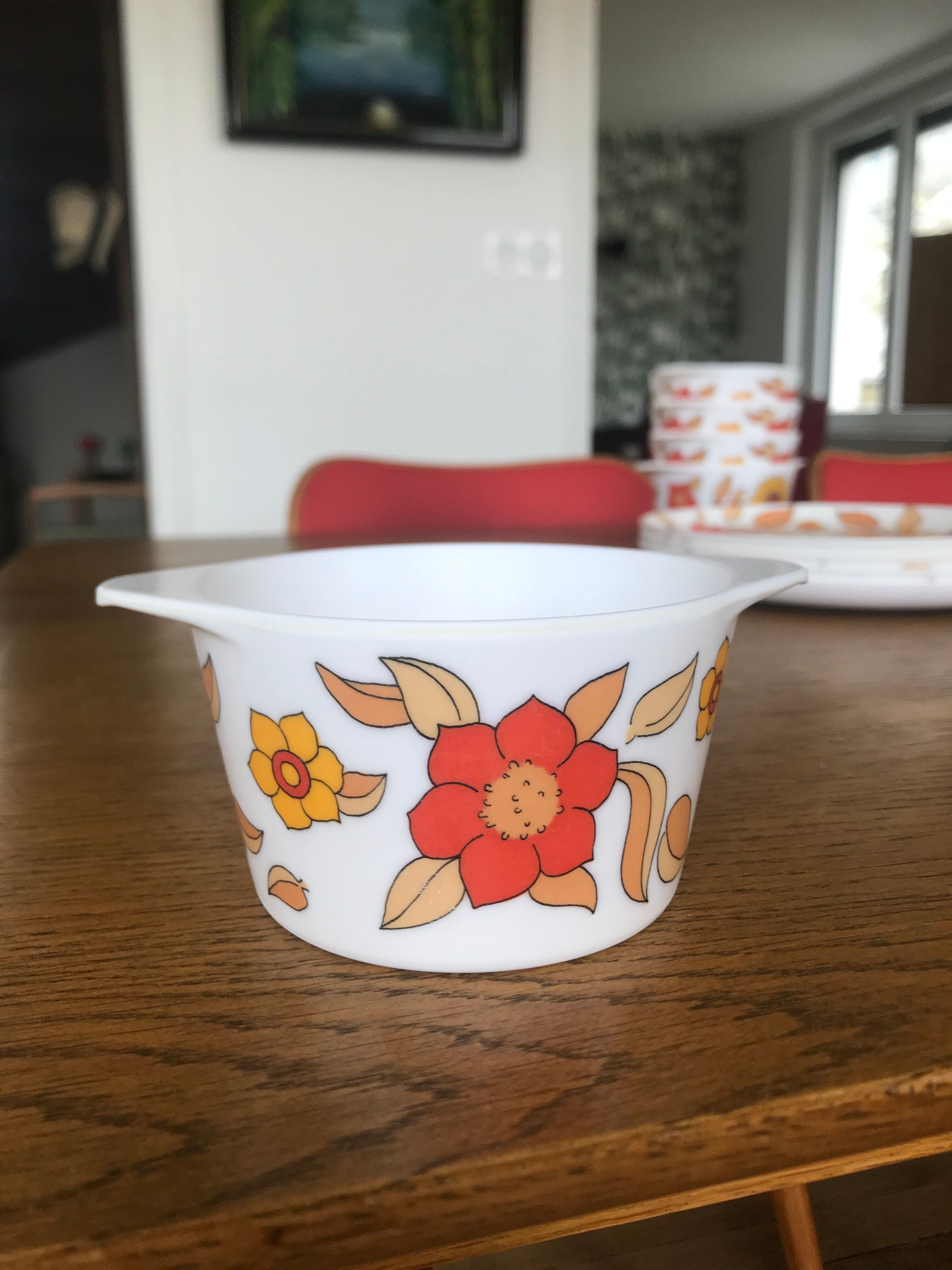 Vintage tableware service