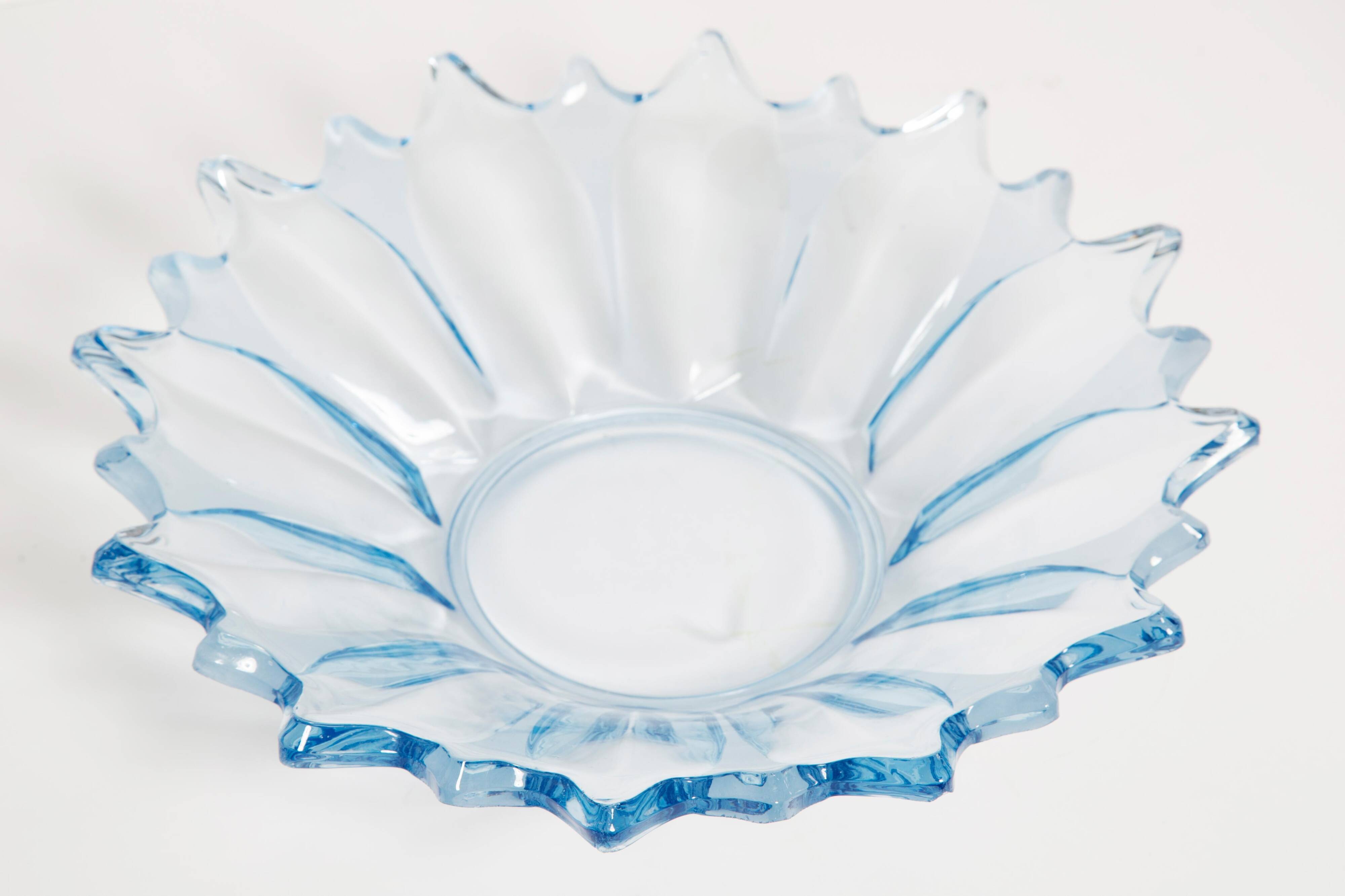 Assiette décorative vintage en verre bleu clair, Italie, années 1960