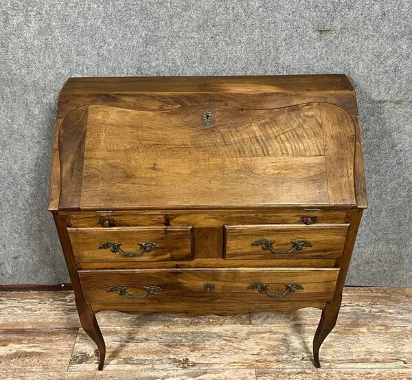 Commode scriban style Louis XV en noyer massif vers 1920-1940