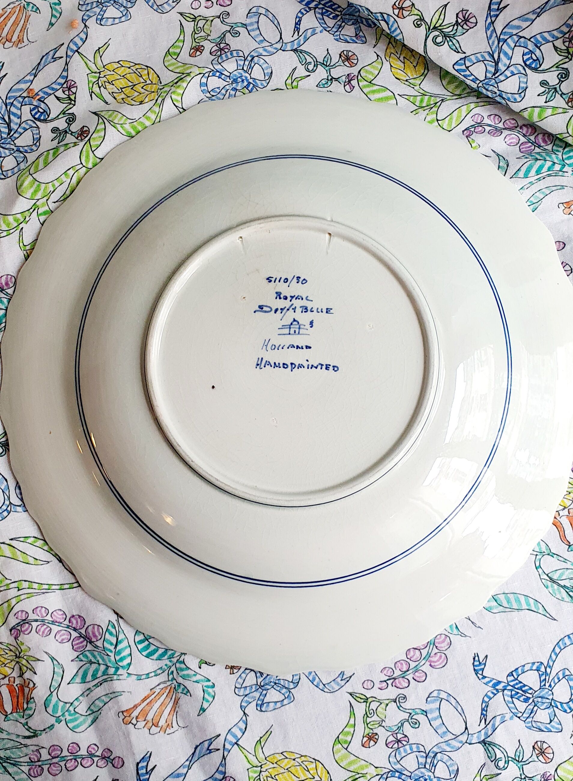 Large hand-painted Royal Delft Blue Holland dish