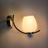 Vintage wall lamp - Chrome and opaline - 1970