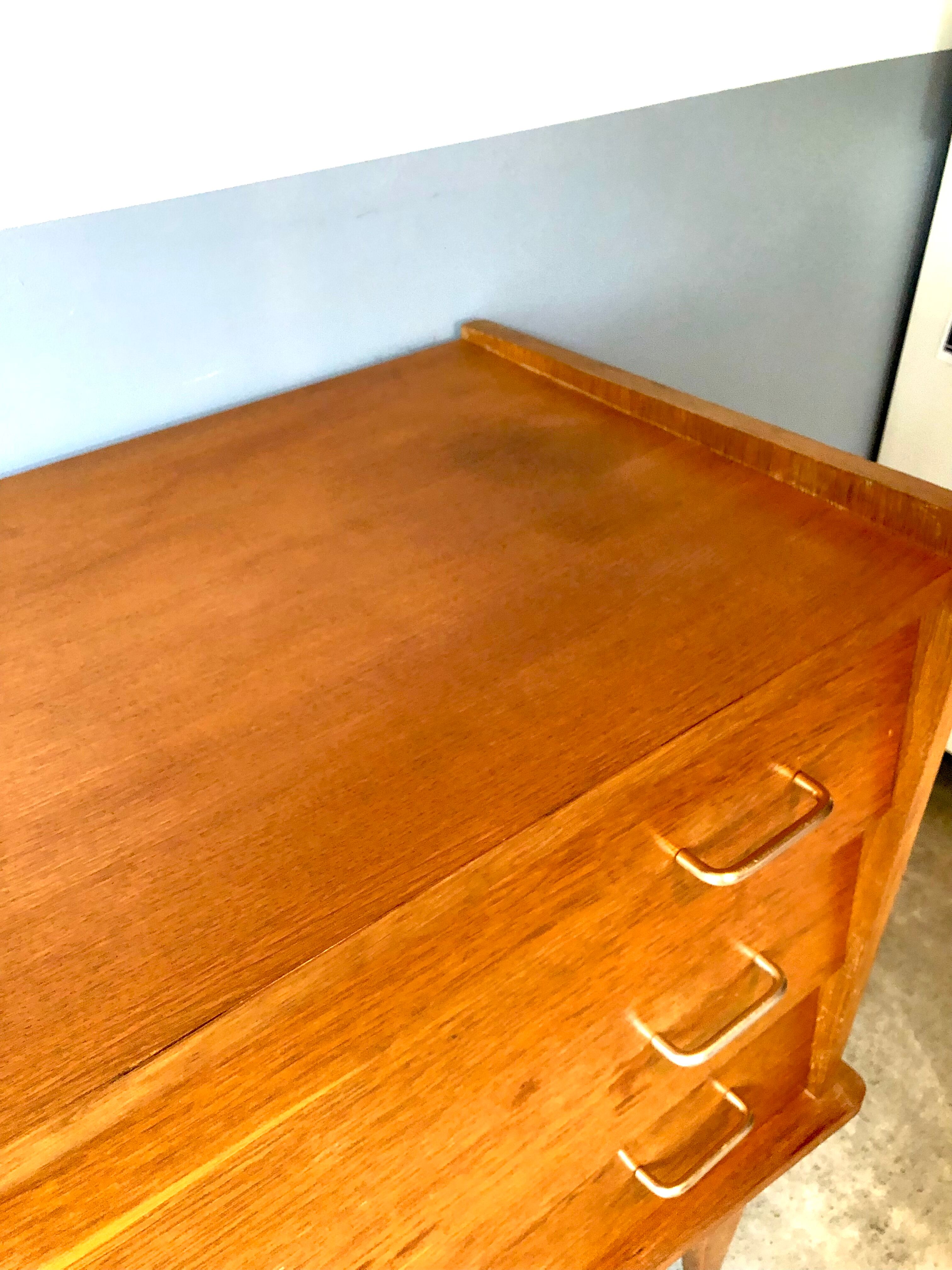 Sixties chest of drawers