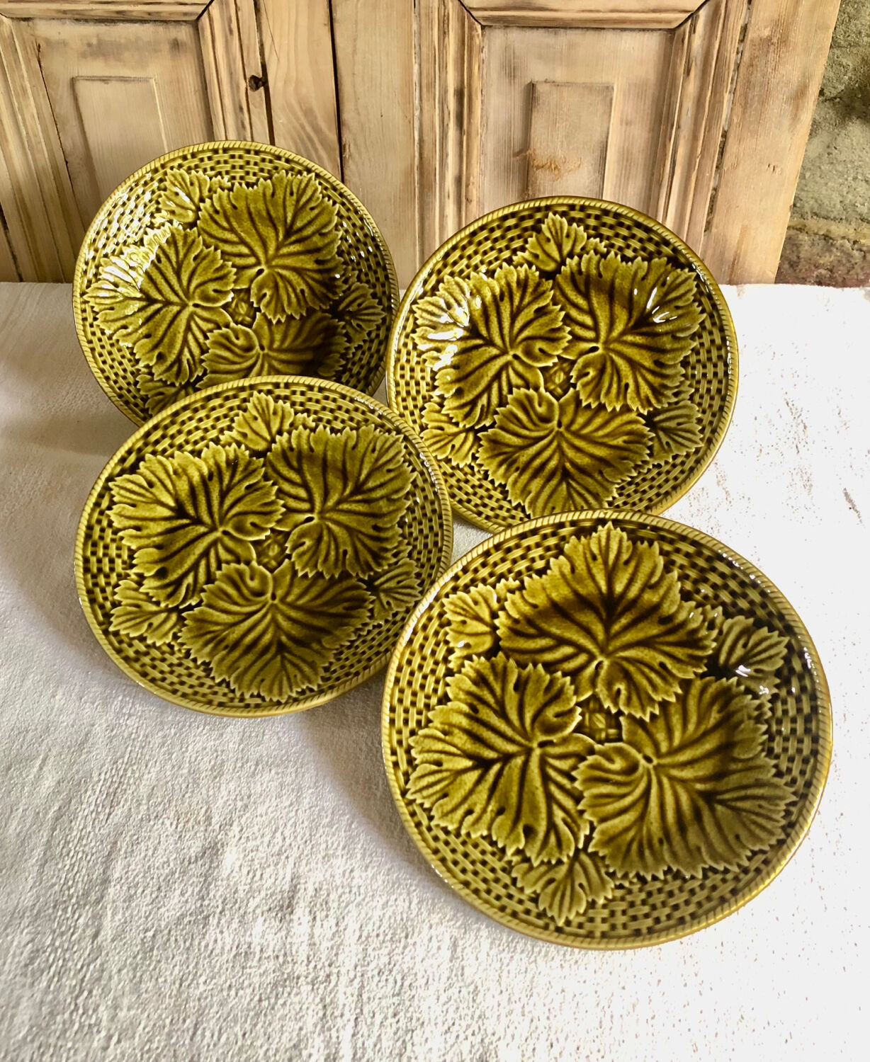 4 plates barbotine Gien