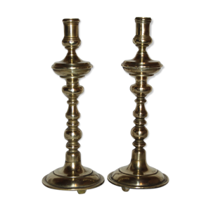 Paire de bougeoirs en
