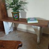 Indoor bench