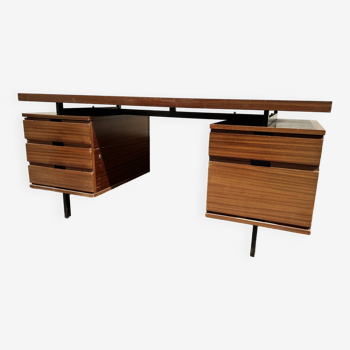 Bureau design Pierre Guariche