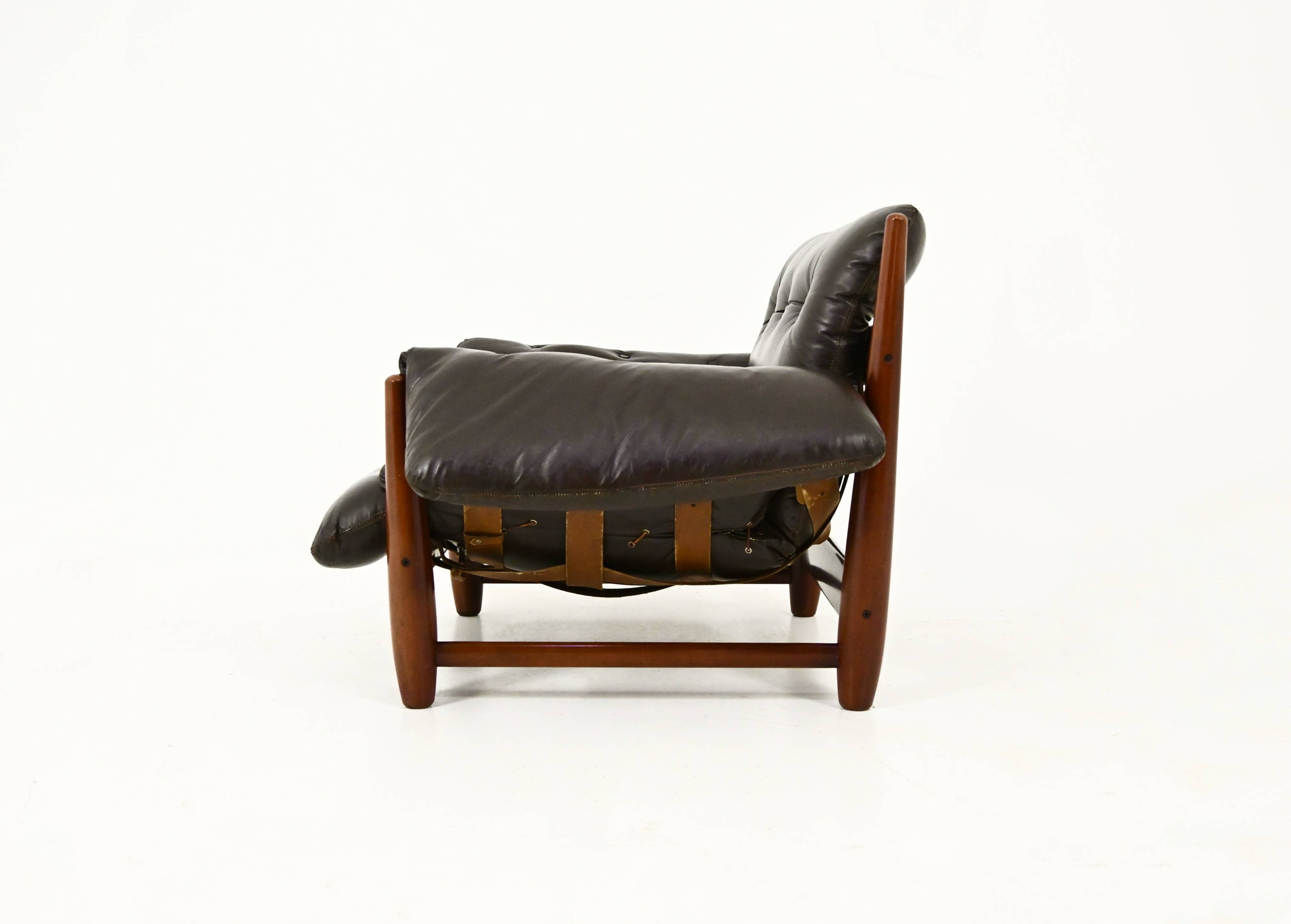 "Mole" armchair by Sergio Rodrigues for Oca, 1950s