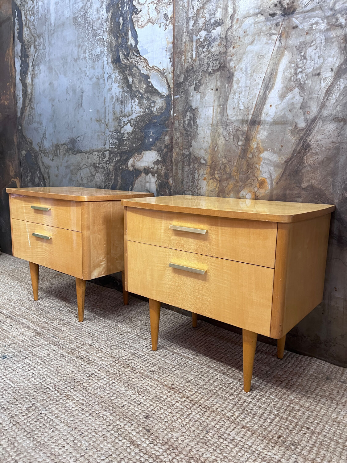 Pair of bedside feet compass