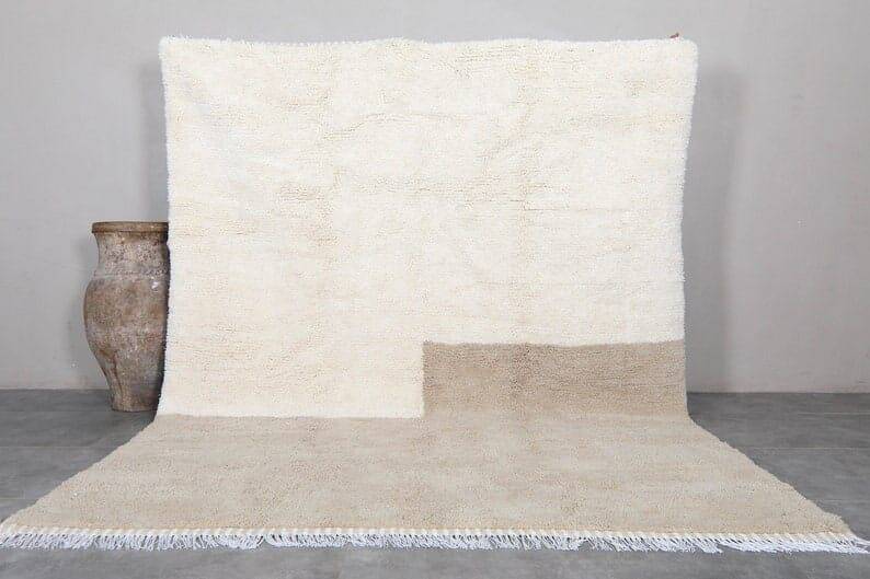 Handmade natural wool rug size 250x250 cm