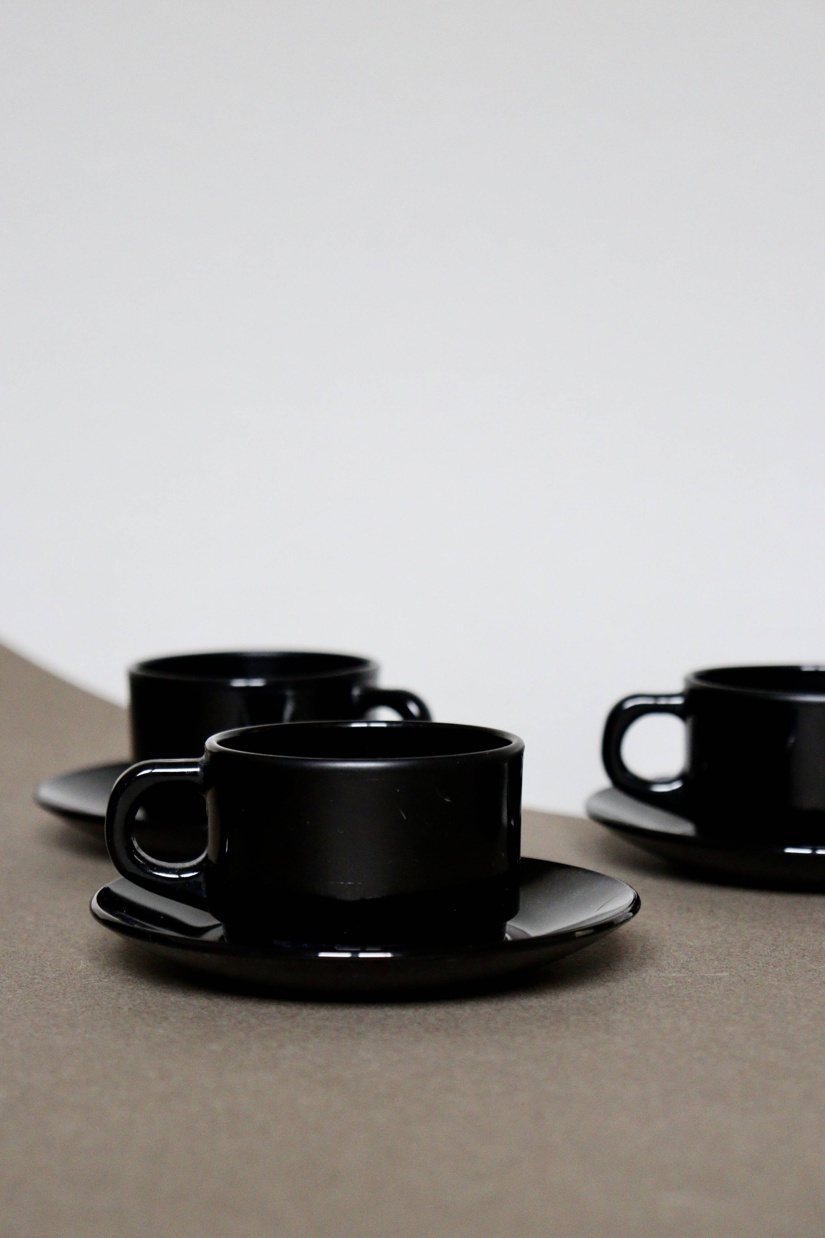 Batch of black cups