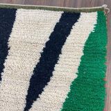 Traditional handmade Berber wool rug, size 150 x 250 cm