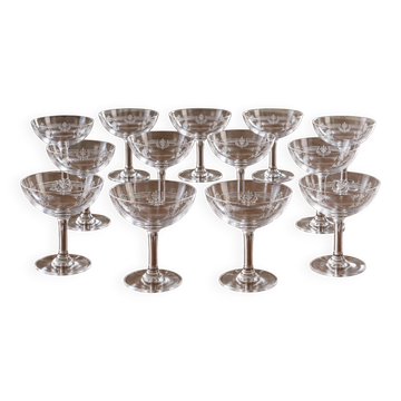 12 crystal glasses from Saint-Louis Model "Manon" circa