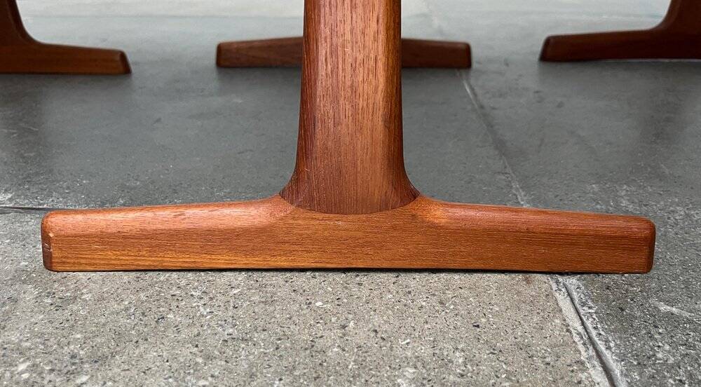 Nest of teak tables from the mid-century by Vildbjerg Møbelfabrik, 1960s, set of 3.