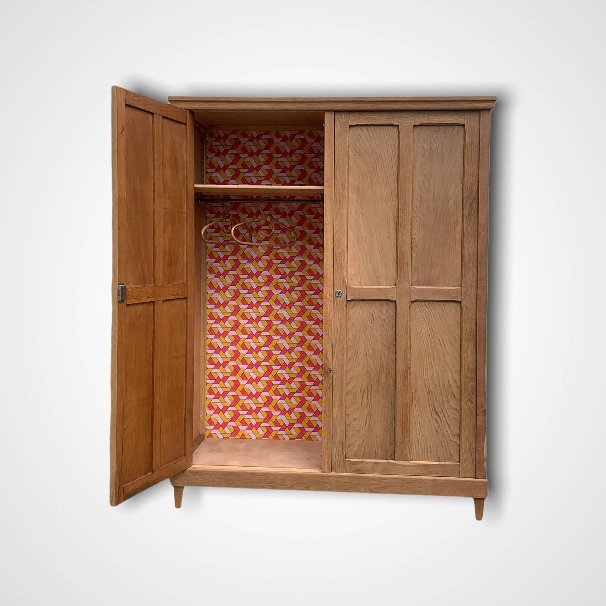Armoire parisienne art déco 1930 penderie démontable bois brut