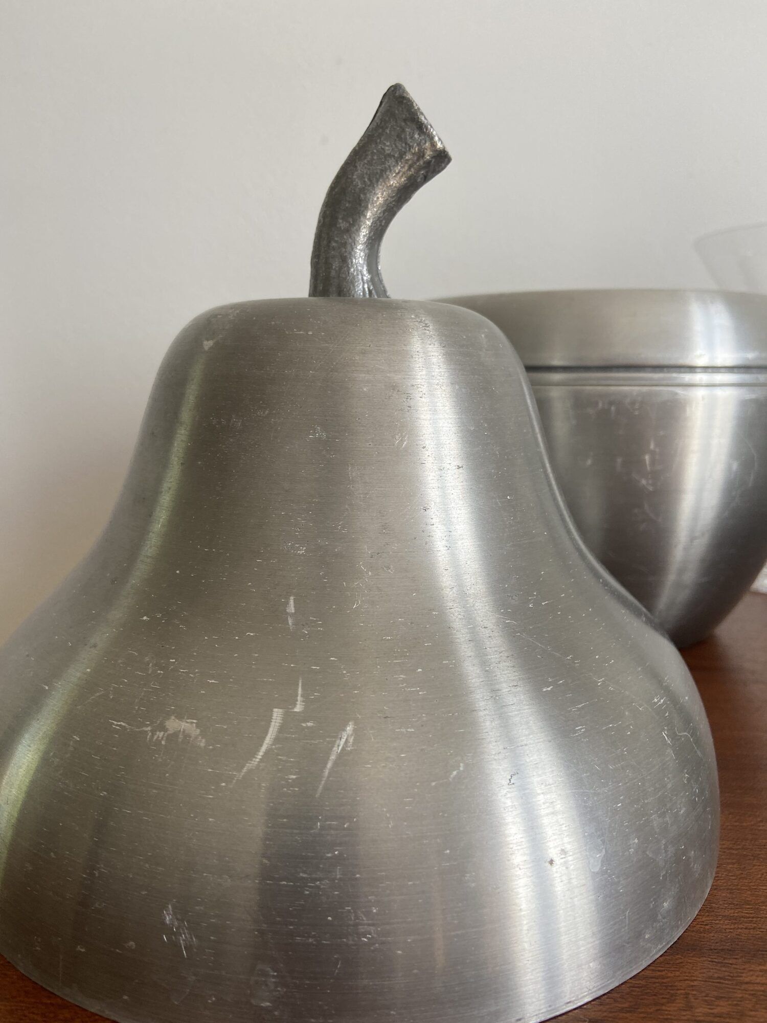 PEAR IN ALUMINUM BRUSH ICE BUCKET MADE IN ITALY AROUND 1970