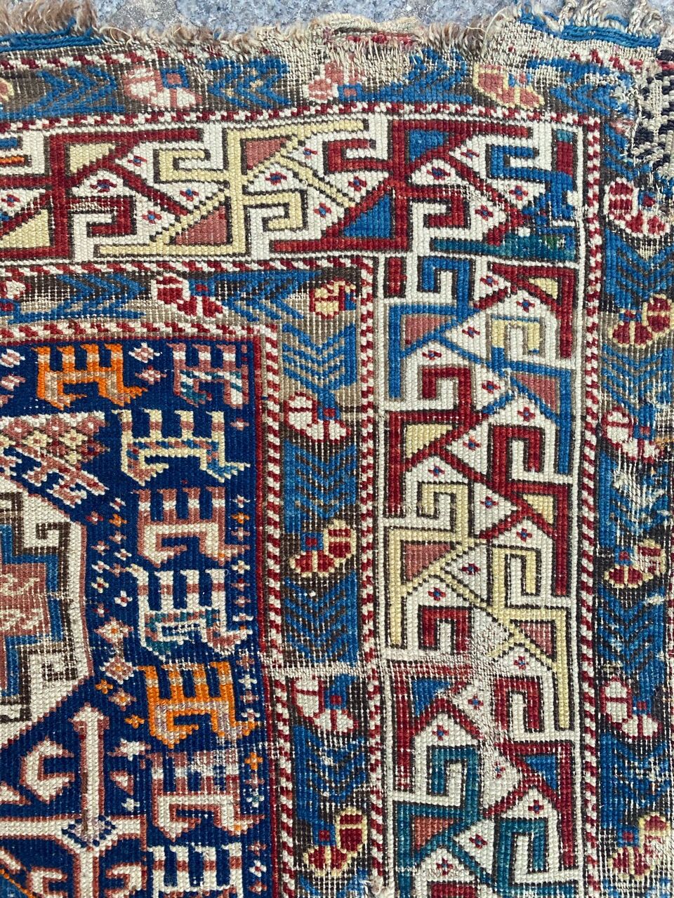 Pretty old Caucasian chirwan carpet of the 19th century  115x176cm