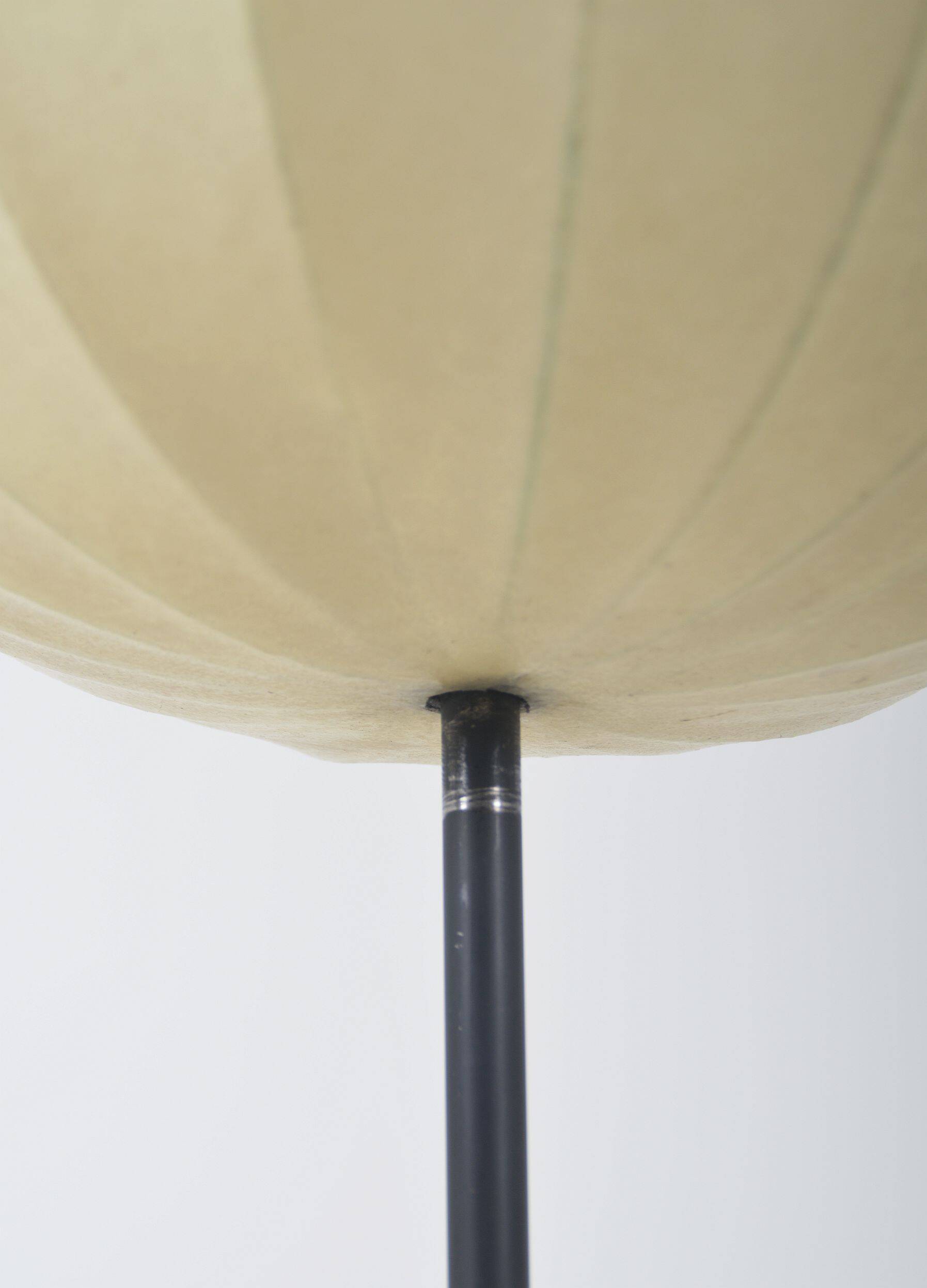 Lampadaire vintage en cocon avec accent en laiton, années 1960