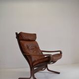 Siesta leather armchair by designer Ingmar Relling.