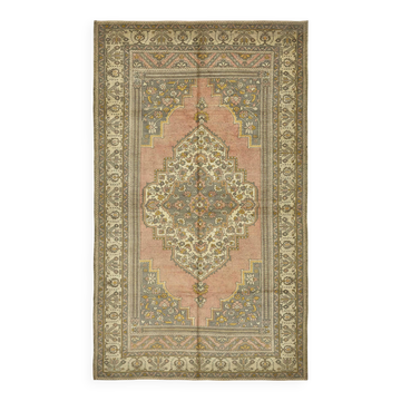 Tapis anatolien vintage turc 180 cm x 246 cm
